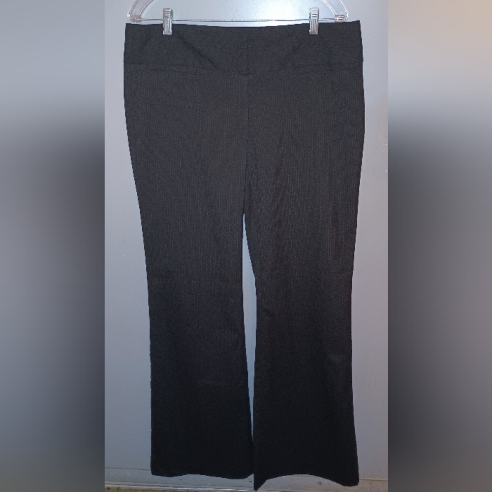 Woman Dress Pants. Black. Willi Smith Brand. Size 12.